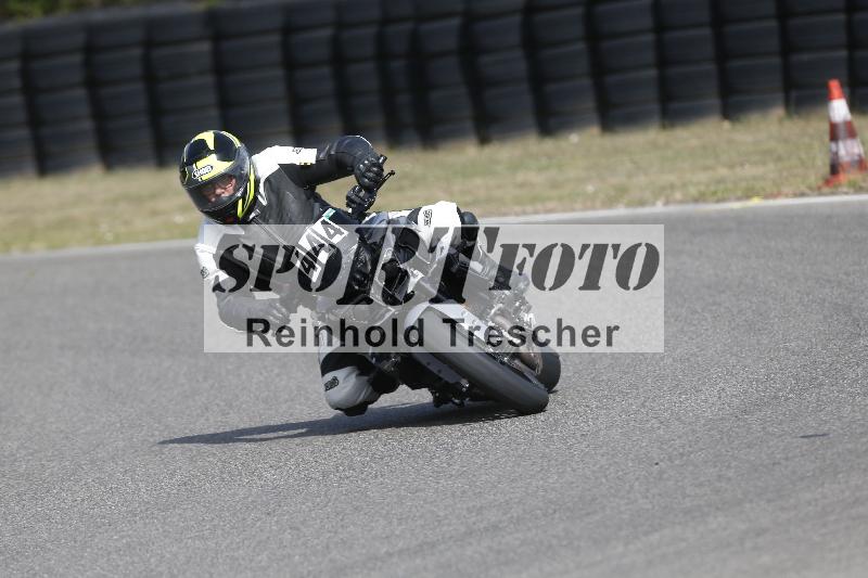 /37 09.08.2026  Pluess Motosport ADR/Freies Fahren/444